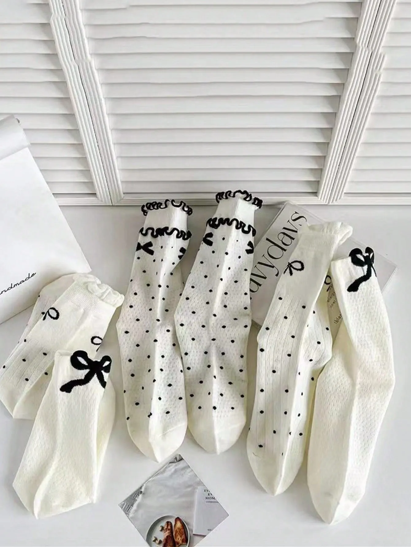 4 Pair Cute Winter Bowknot Socks