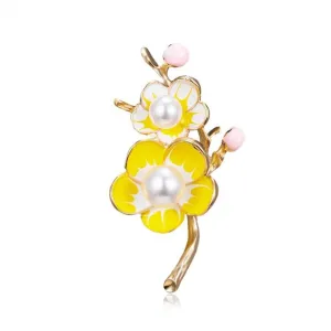 AILUOR Elegant Enamel Plum Blossom Flower Brooch Pin, Fashion Gold Plated Pearls Floral Brooch Lapel Pin for Women Girl Bridal Wedding Corsage Jewelry Gifts