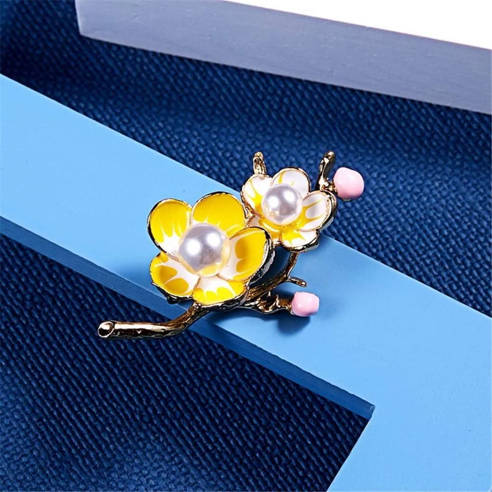 AILUOR Elegant Enamel Plum Blossom Flower Brooch Pin, Fashion Gold Plated Pearls Floral Brooch Lapel Pin for Women Girl Bridal Wedding Corsage Jewelry Gifts