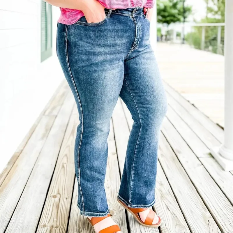 Bootcut Fit jeans