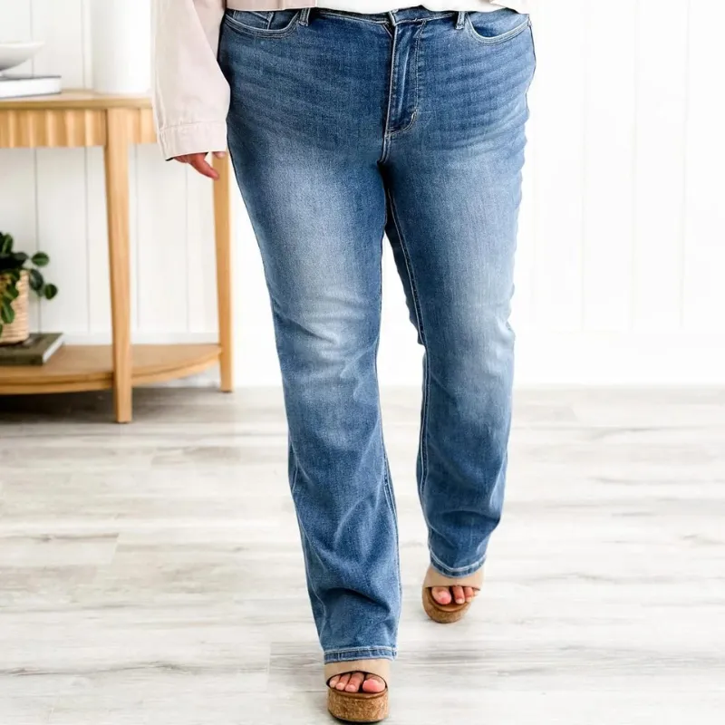 Bootcut Fit jeans