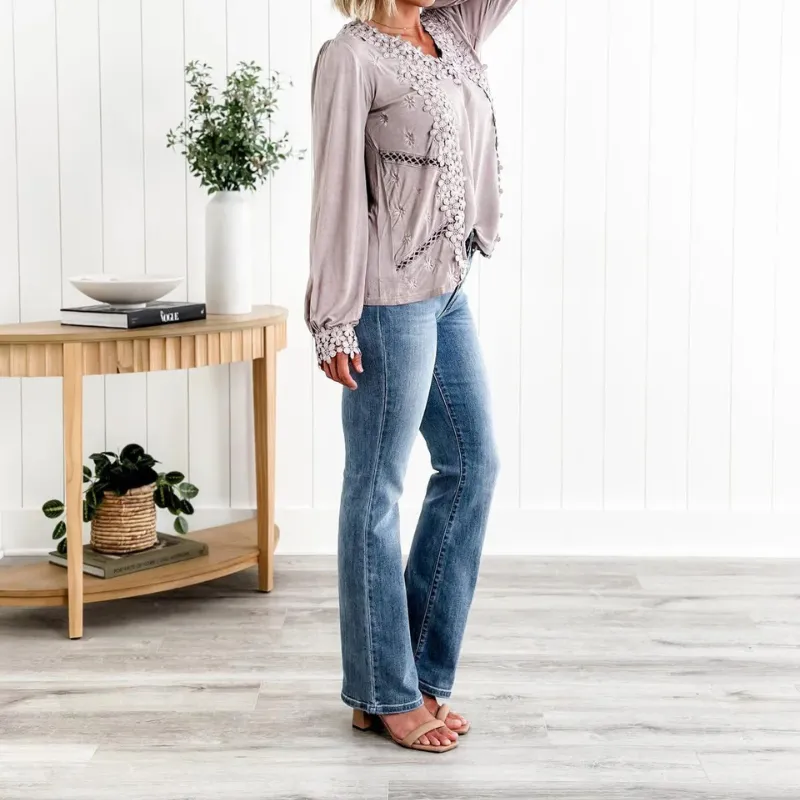 Bootcut Fit jeans