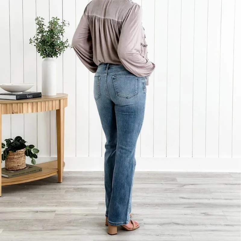 Bootcut Fit jeans