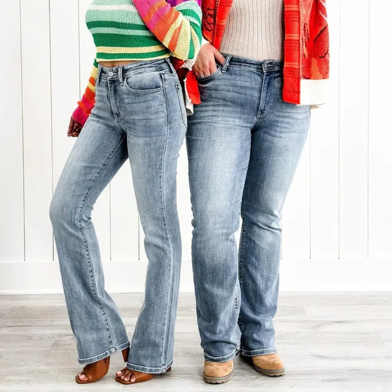 Bootcut Fit jeans