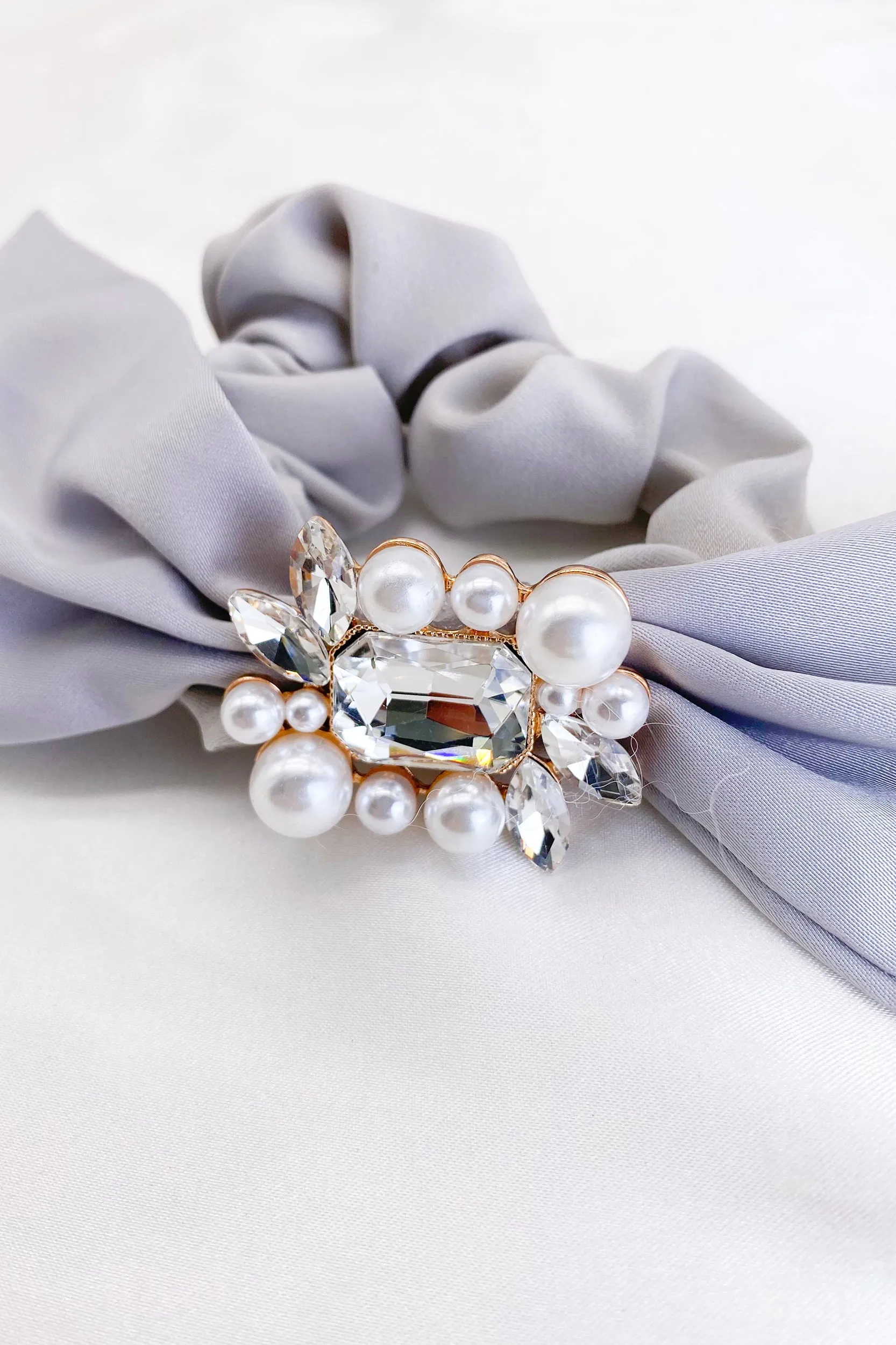 Helena Pearl Crystal Bow Hair Tie