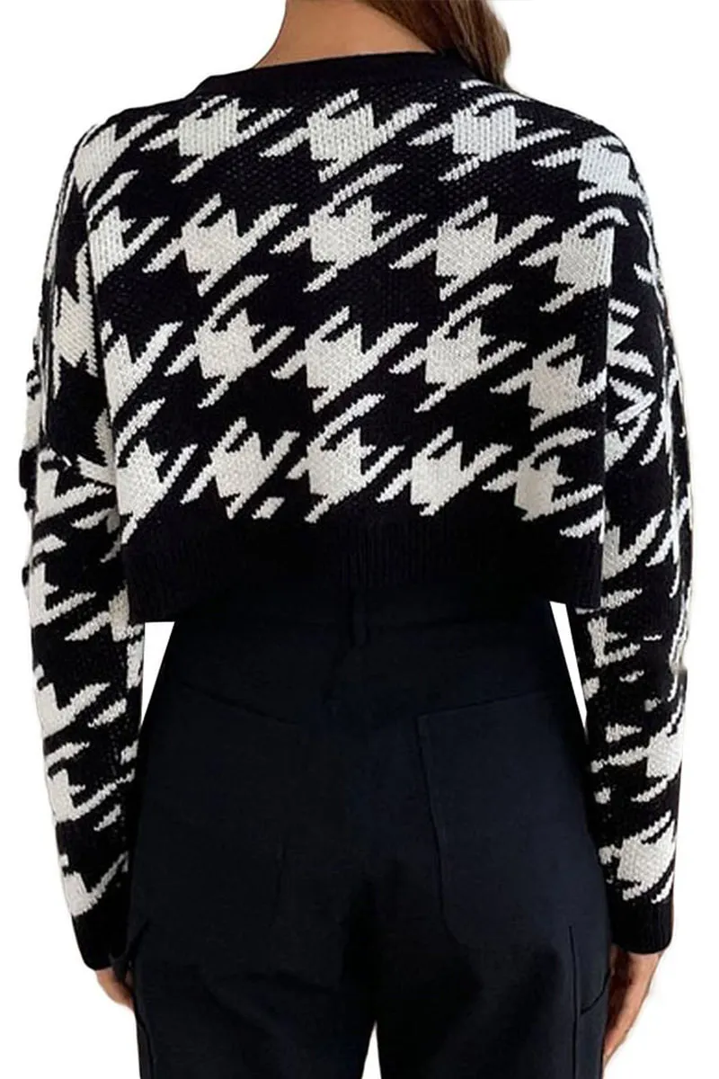 HWT1045 Bold Houndstooth Crop Cardigan