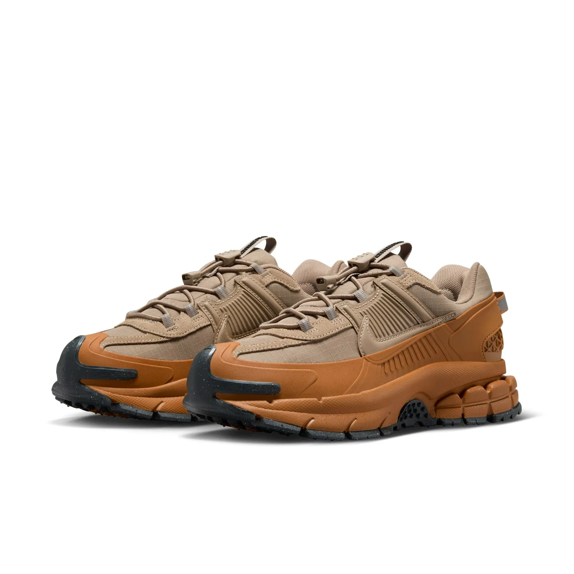 Nike Zoom Vomero Roam 'Flax'