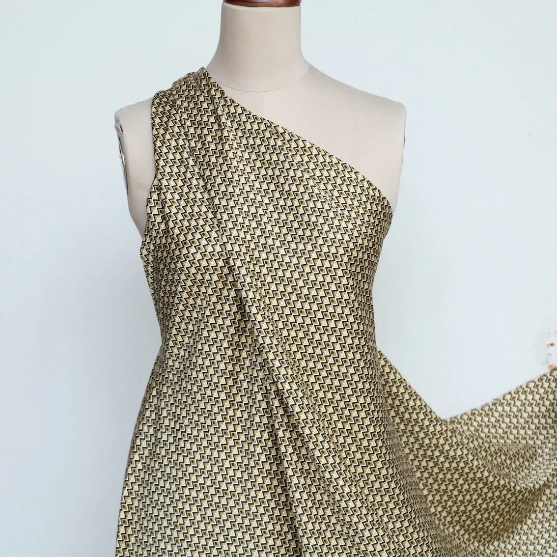 Vitti Peaks Viscose Sateen